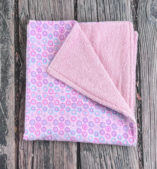 Pink Daisies - Pink Terrycloth Burping Cloth